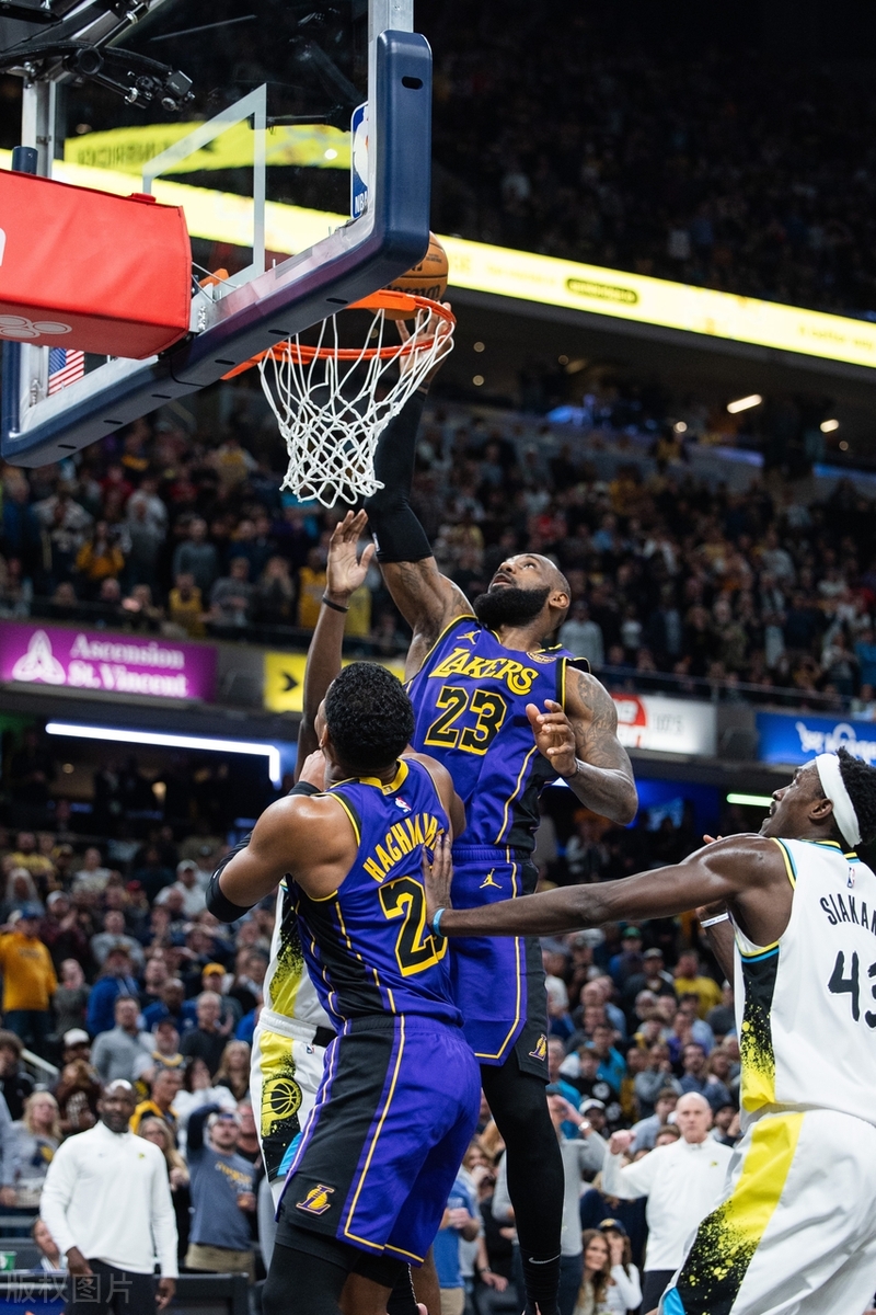 福建队逆转湖人,詹姆斯关键制胜 福建队逆转湖人,詹姆斯关键制胜