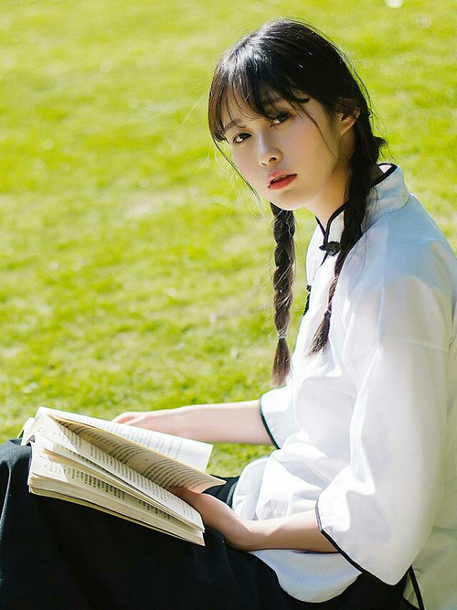 喧嚣散去，血汗为冠—德罗赞的寂静登顶夜