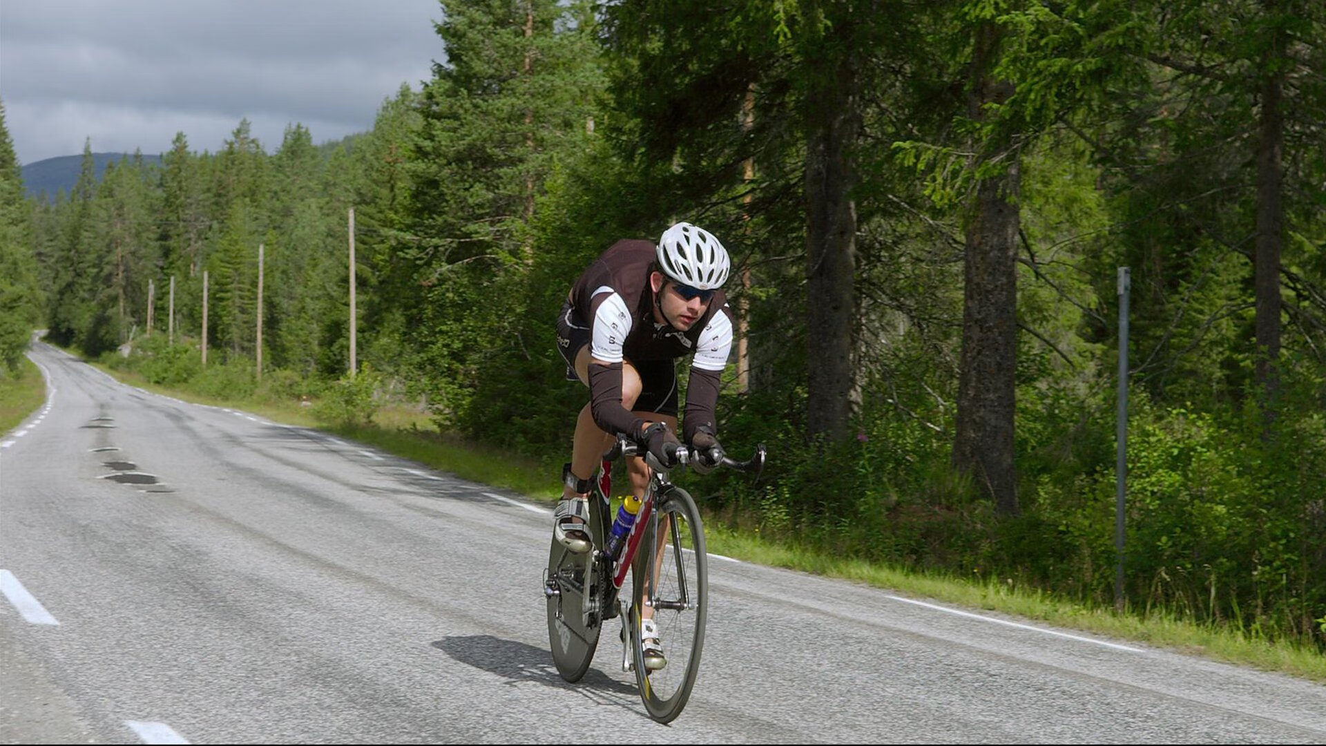 红魔阴影与三狮曙光，当巴西的战术铁幕遇上赖斯的孤独巡演